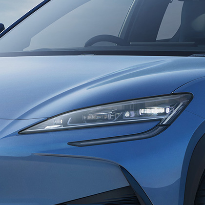 Double-U Floating Headlights