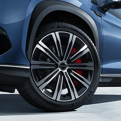 20-inch Alloy Wheels